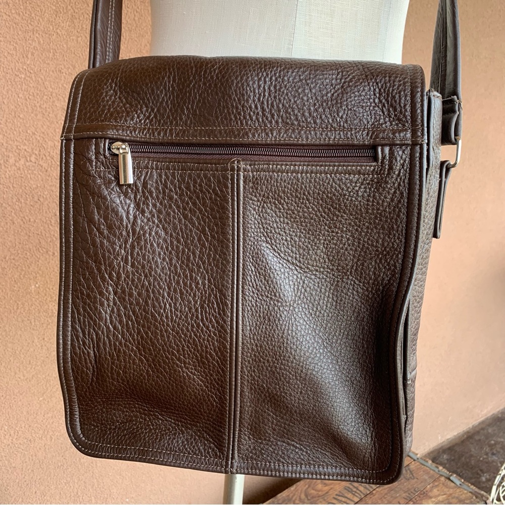 Cartago Leather Crossbody Messenger Bag